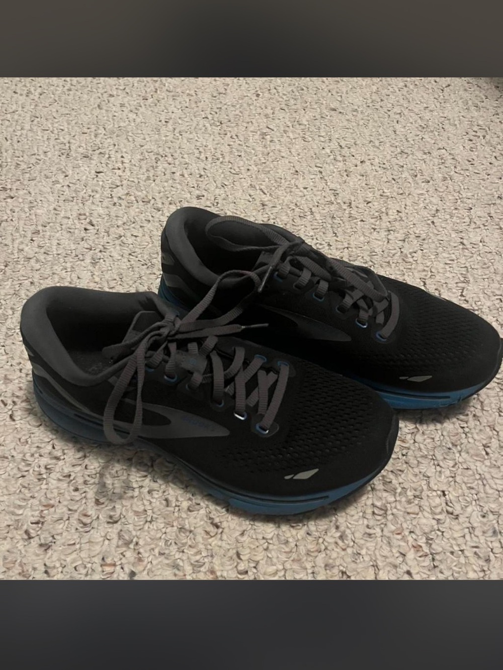 Brooks Ghost 13 Athletic Running Shoes with Blue & Black Accents